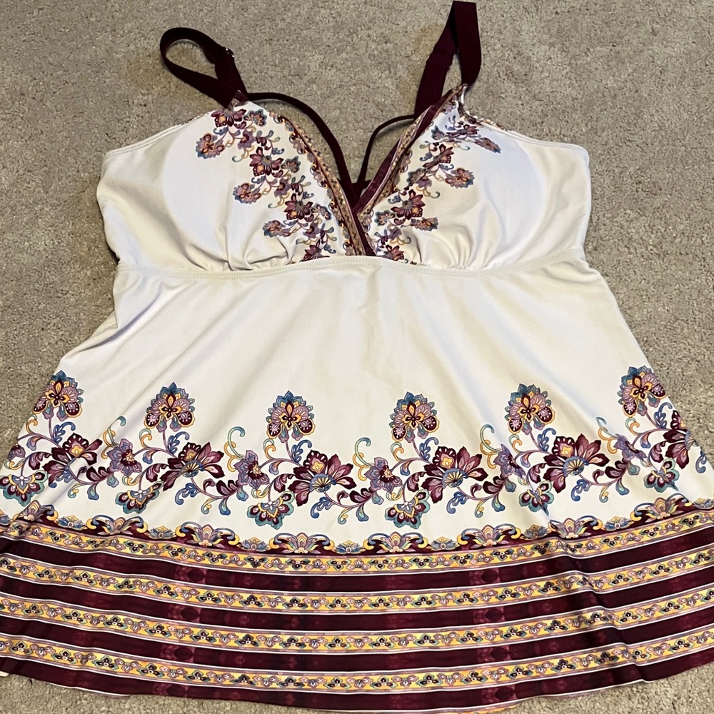 Womens Bathing Suit Tankini fits like M Floral White & Purple